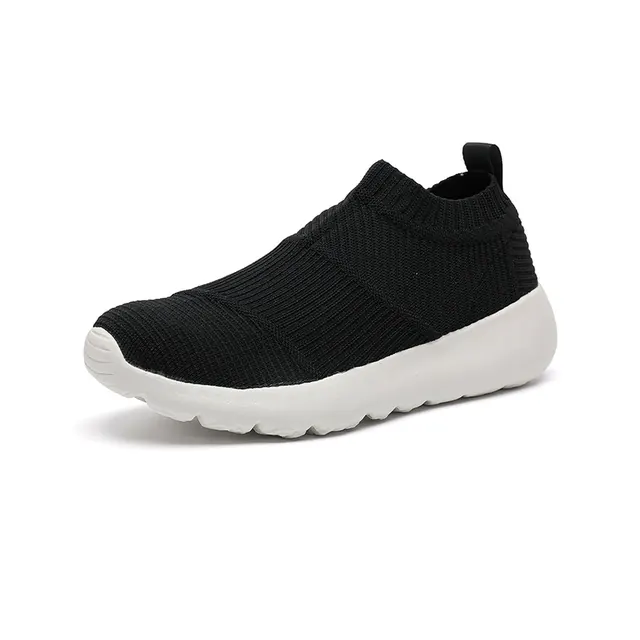 BQ022 Striped Knit Slip-On Walking Shoes